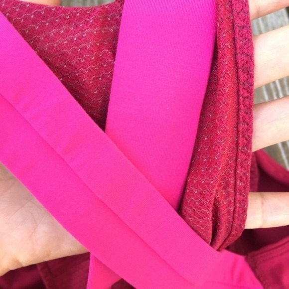 Lululemon Stash It Tank In Bumble Berry 6 - Picture 14 of 14